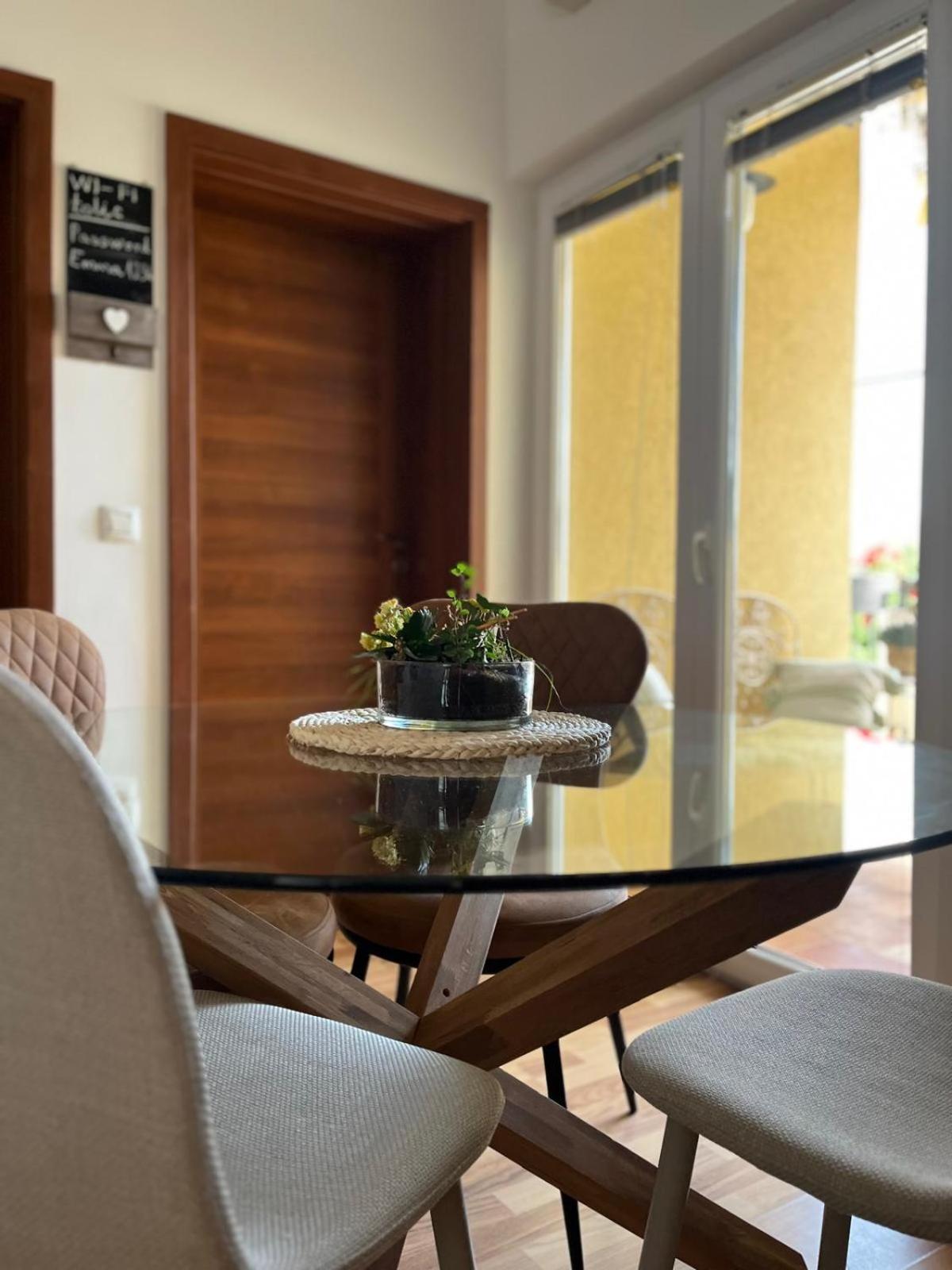 Apartments Emma Биоград-на-Мору Экстерьер фото